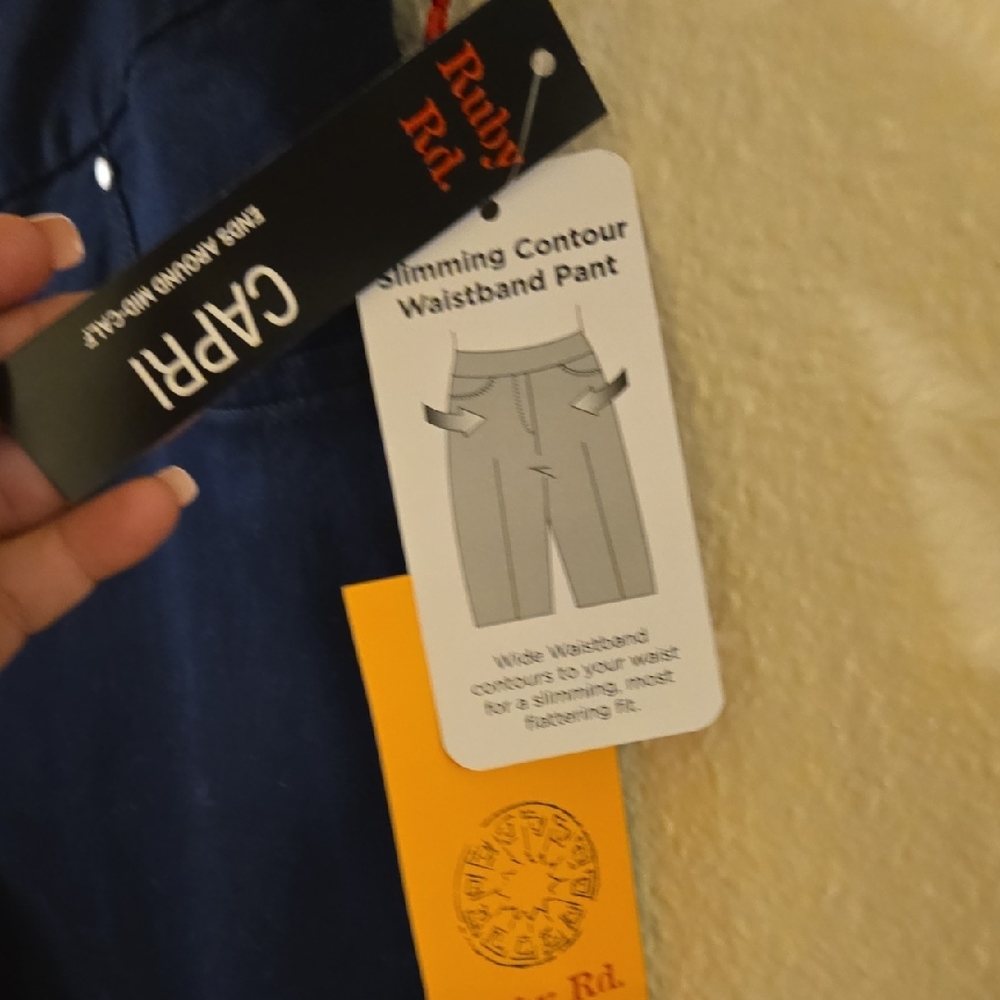 Ruby Rd. Dark Blue Capris - Picture 4 of 6